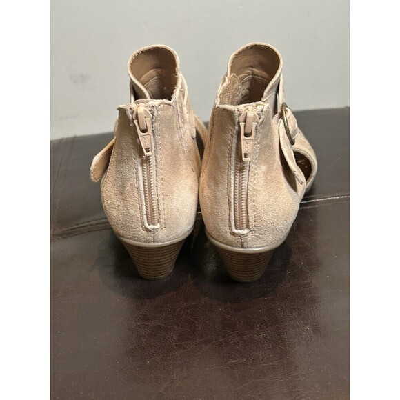 Women’s Earth Kelsey Booties Size 6.5 Wide Dark Blush Suede Open Toe Heels EUC - Picture 3 of 9